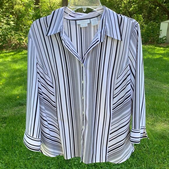 Worthington black and white striped lightweight 3/4 sleeve button up shirt - Picture 2 of 10